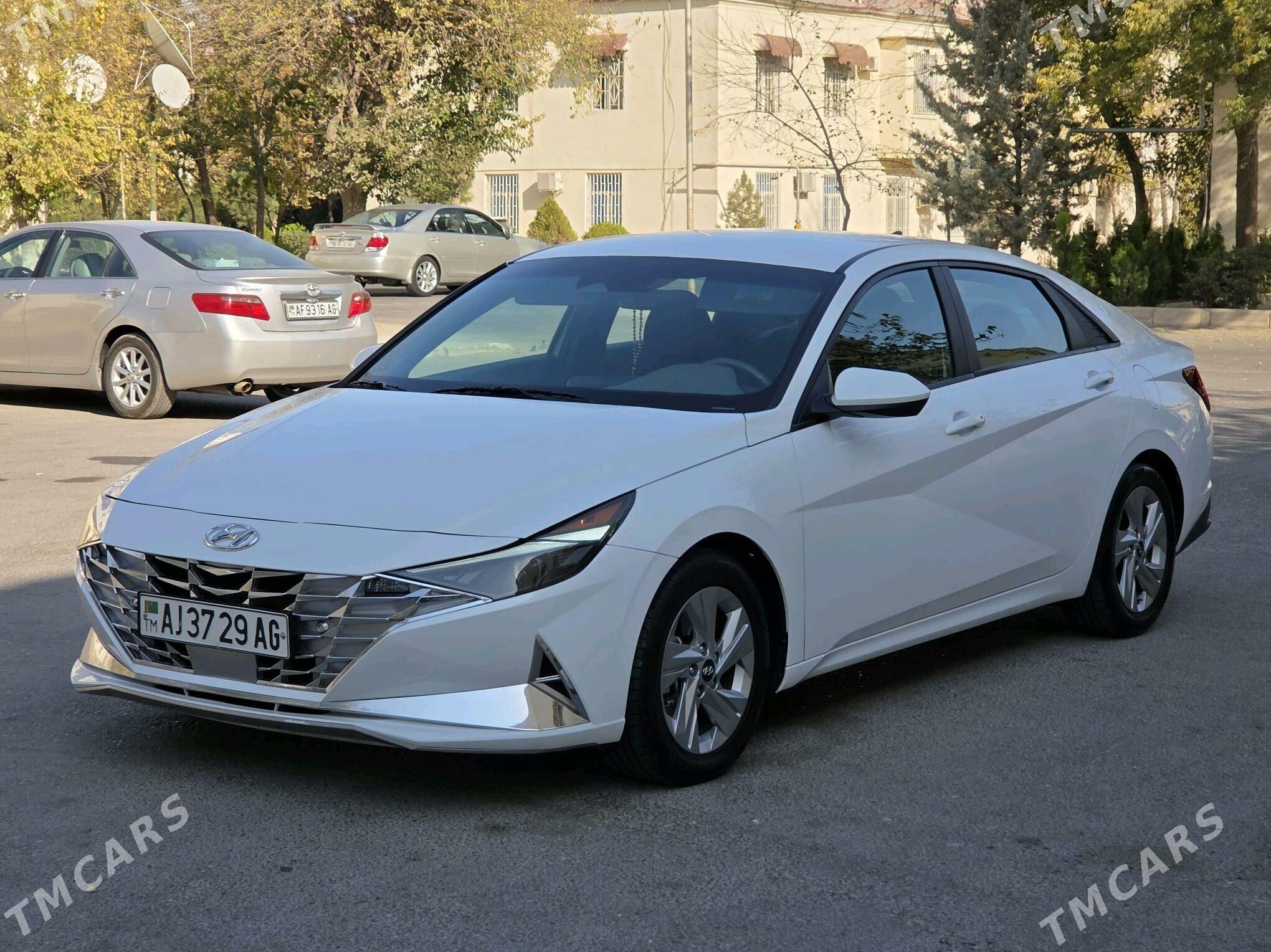 Hyundai Elantra 2021 - 230 000 TMT - Aşgabat - img 4