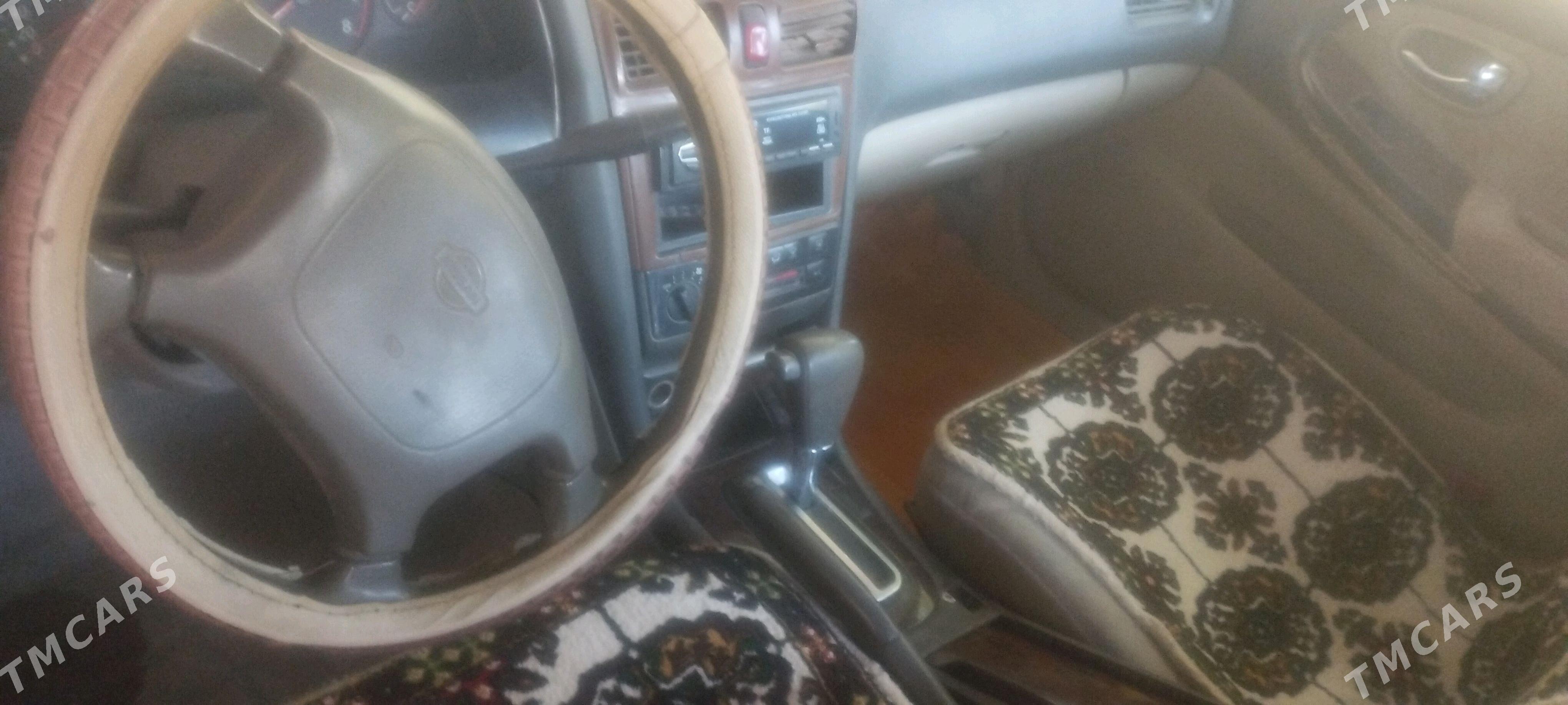 Nissan Maxima 2000 - 50 000 TMT - Türkmenbaşy etr. - img 1