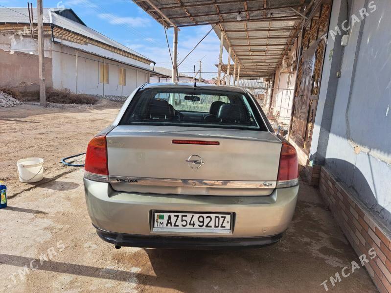 Opel Vectra 2002 - 85 000 TMT - Гурбансолтан Едже - img 4