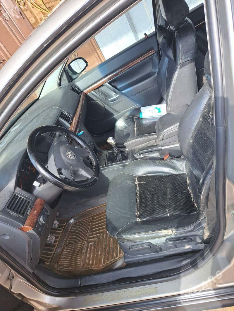Opel Vectra 2002 - 85 000 TMT - Гурбансолтан Едже - img 8
