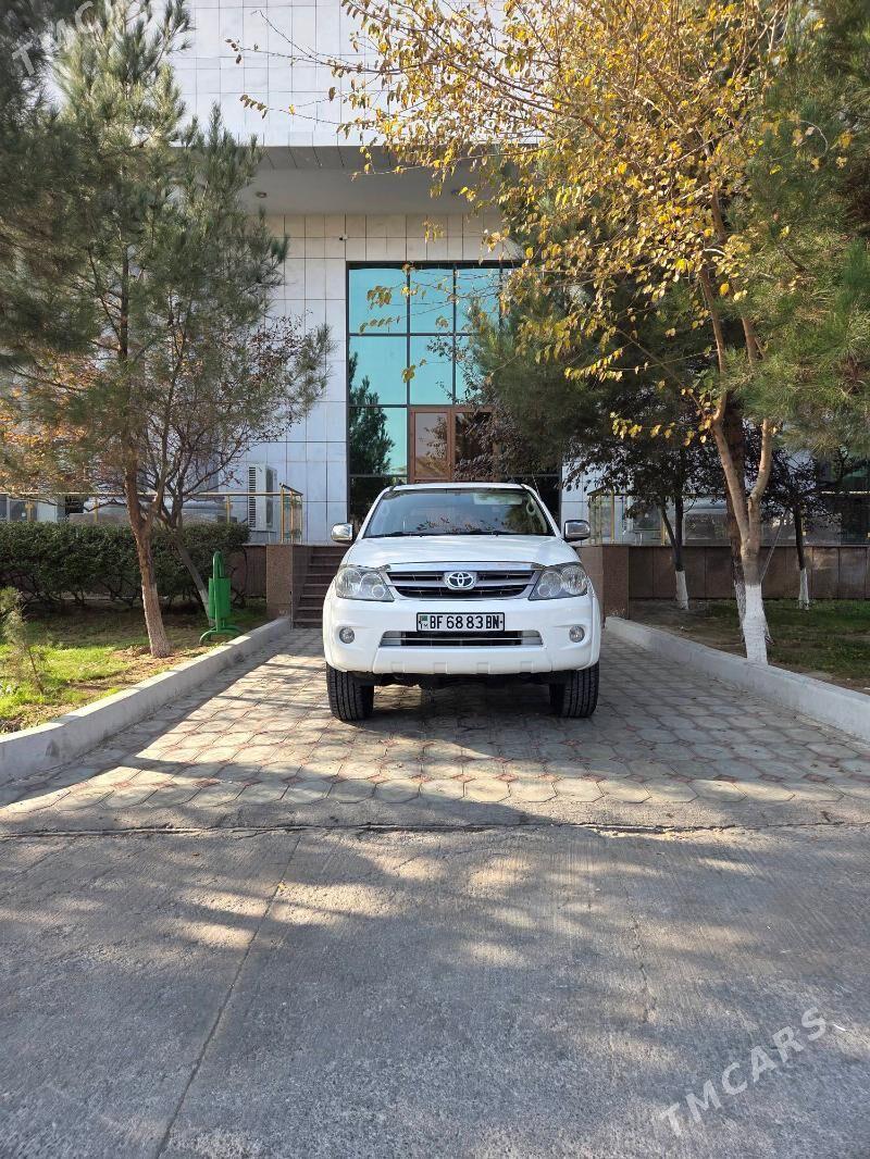 Toyota Fortuner 2008 - 300 000 TMT - Türkmenbaşy - img 3