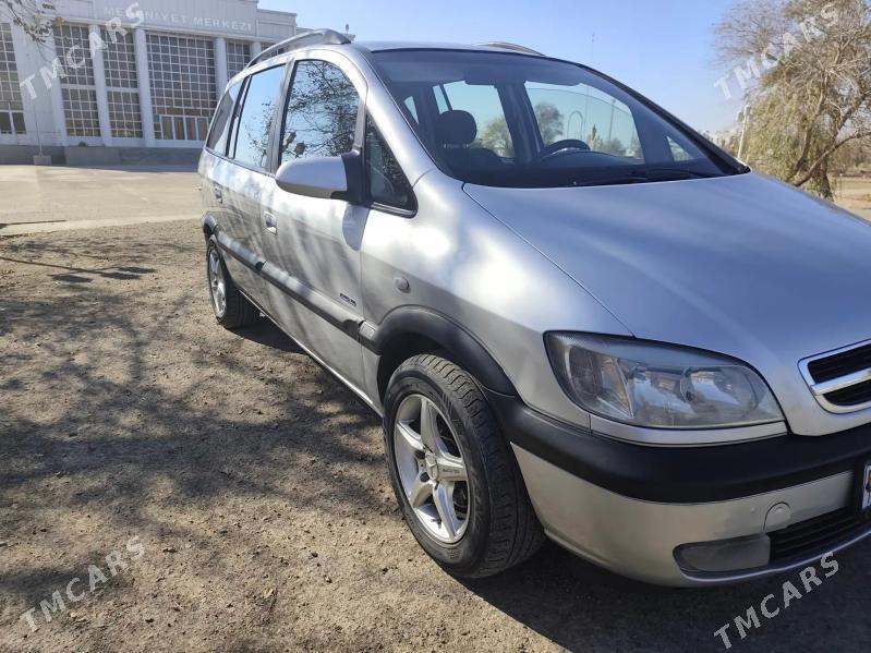 Opel Zafira 2003 - 112 000 TMT - Дашогуз - img 4