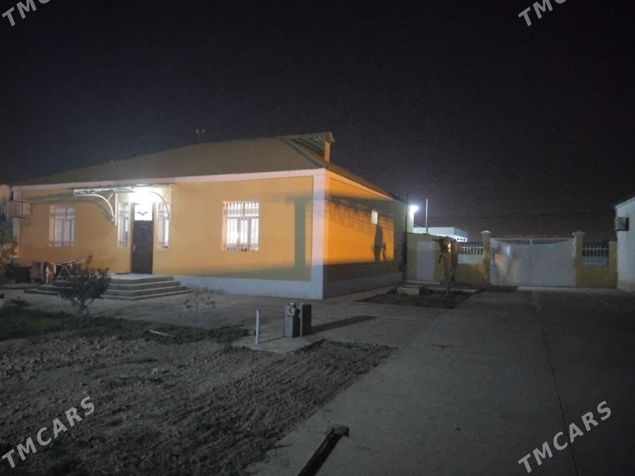 Sadly jay - Arzuw - img 1