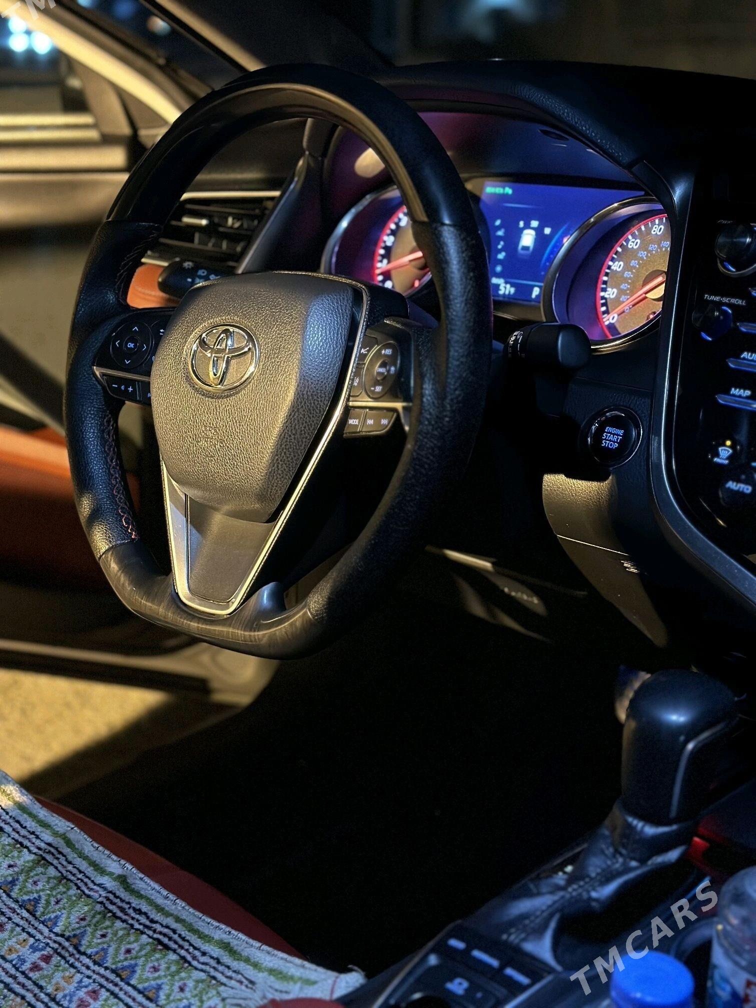 Toyota Camry 2018 - 375 000 TMT - Büzmeýin GRES - img 4