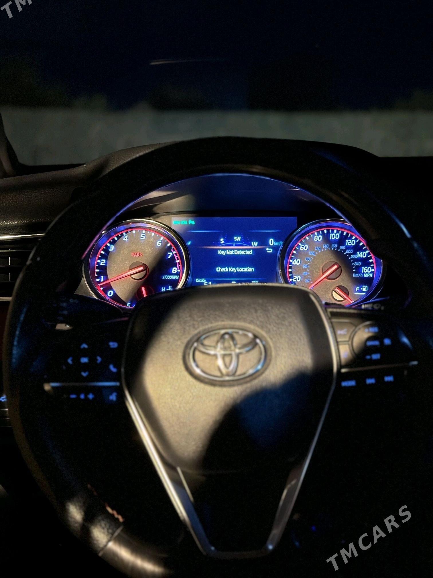 Toyota Camry 2018 - 375 000 TMT - Büzmeýin GRES - img 6