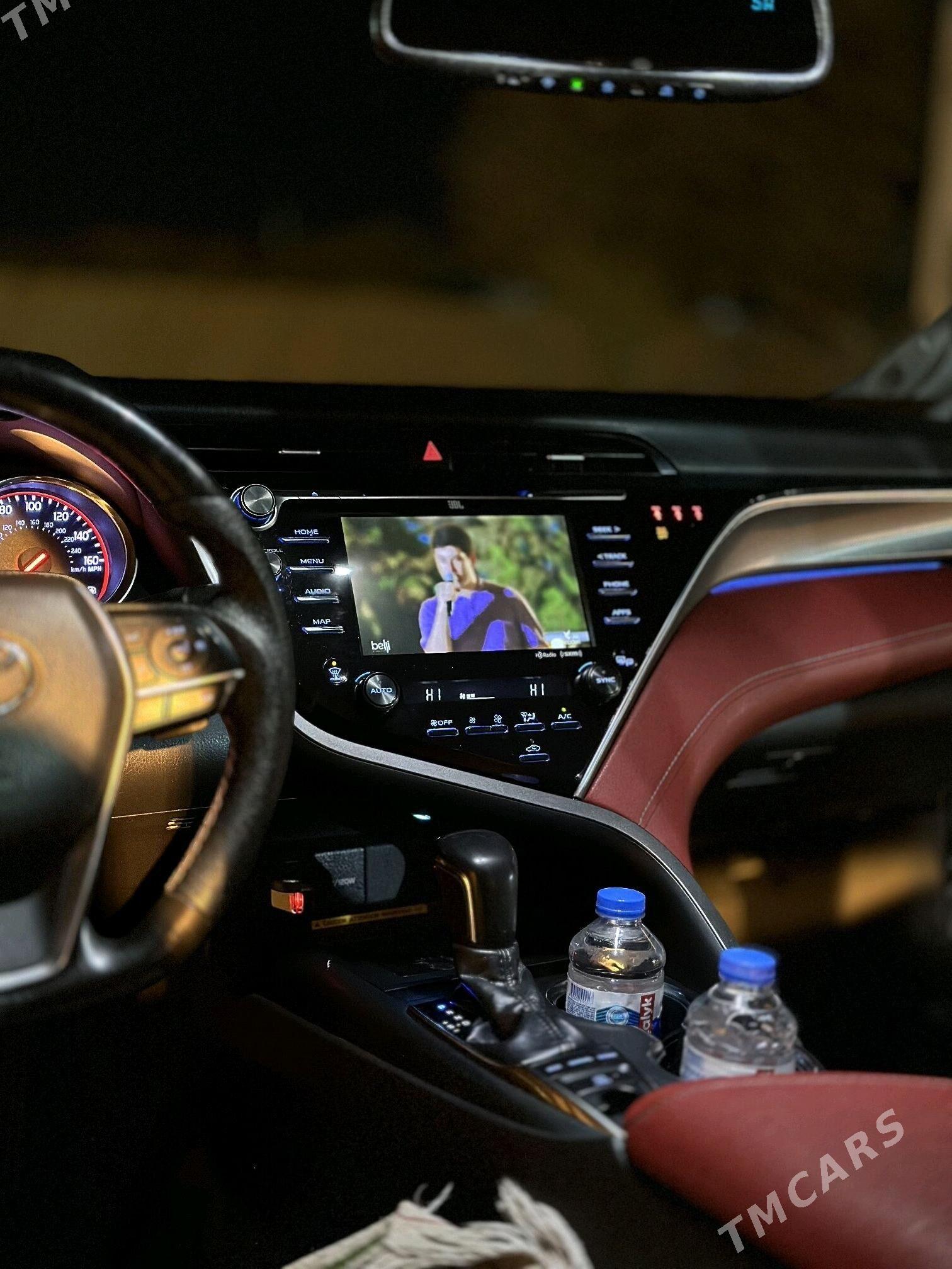 Toyota Camry 2018 - 375 000 TMT - Büzmeýin GRES - img 5