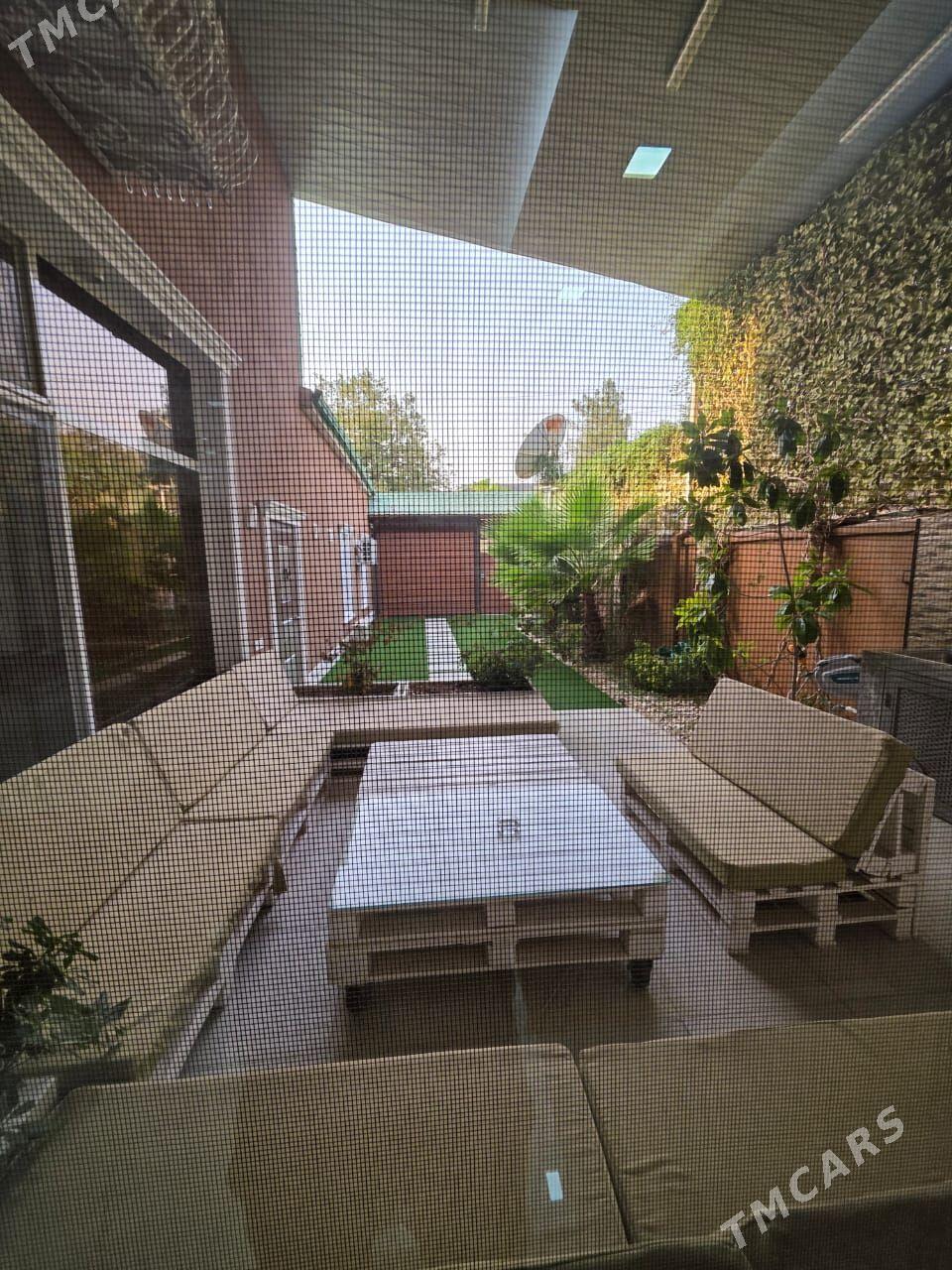 Ak altyn kotejj - Aşgabat - img 2