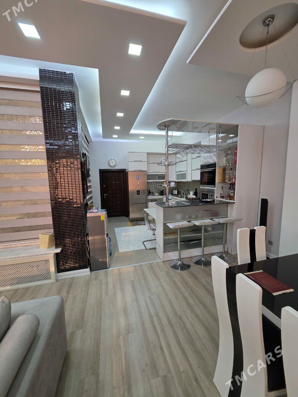 Ak altyn kotejj - Aşgabat - img 9