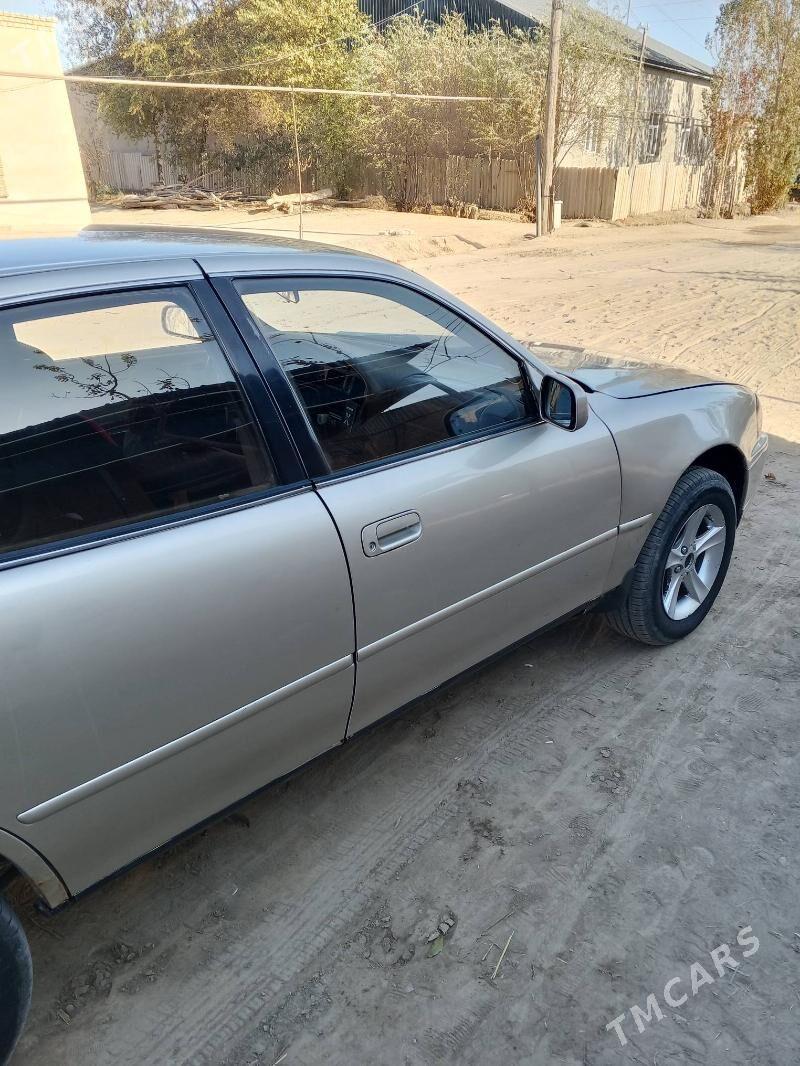 Toyota Camry 1995 - 80 000 TMT - Кёнеургенч - img 5