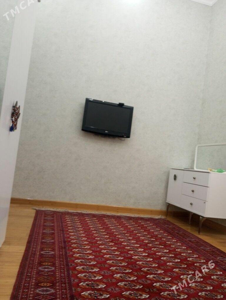 ИНОСТРАНЦЫ - Нефтегаз (ул. Андалиб-Юбилейная) - img 4