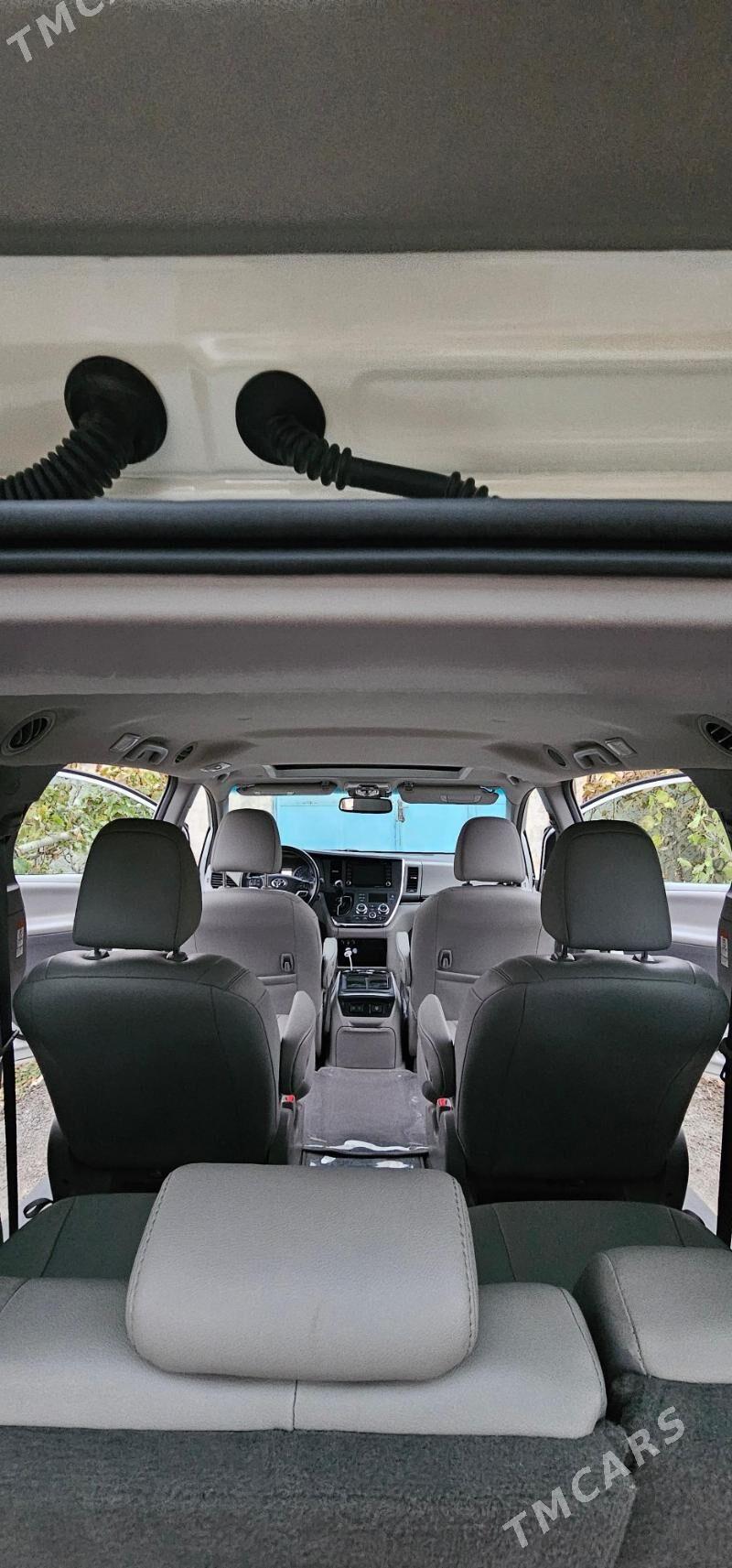 Toyota Sienna 2019 - 700 000 TMT - Ашхабад - img 9