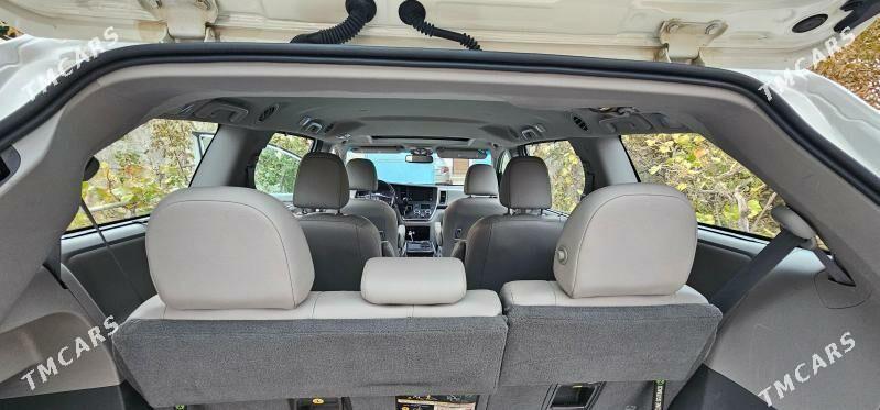 Toyota Sienna 2019 - 700 000 TMT - Ашхабад - img 8