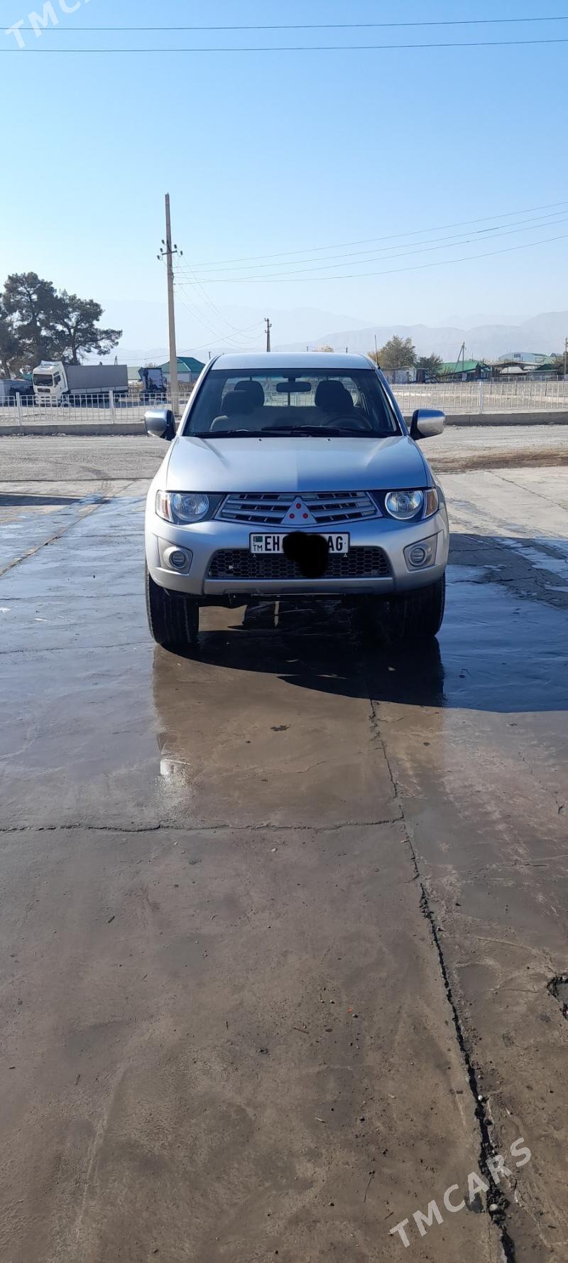 Mitsubishi L200 2012 - 150 000 TMT - Büzmeýin - img 3