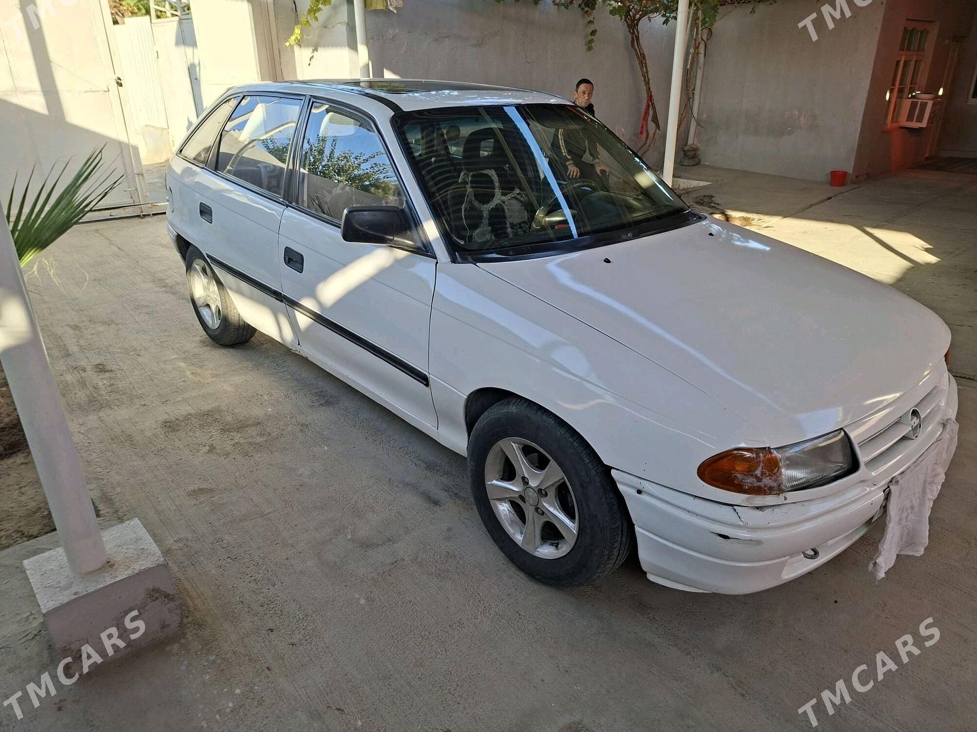 Opel Astra 1992 - 25 000 TMT - Mary - img 6