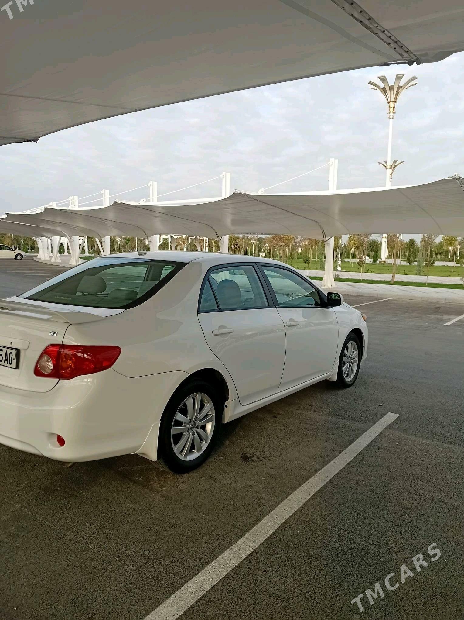 Toyota Corolla 2010 - 161 000 TMT - Aşgabat - img 3