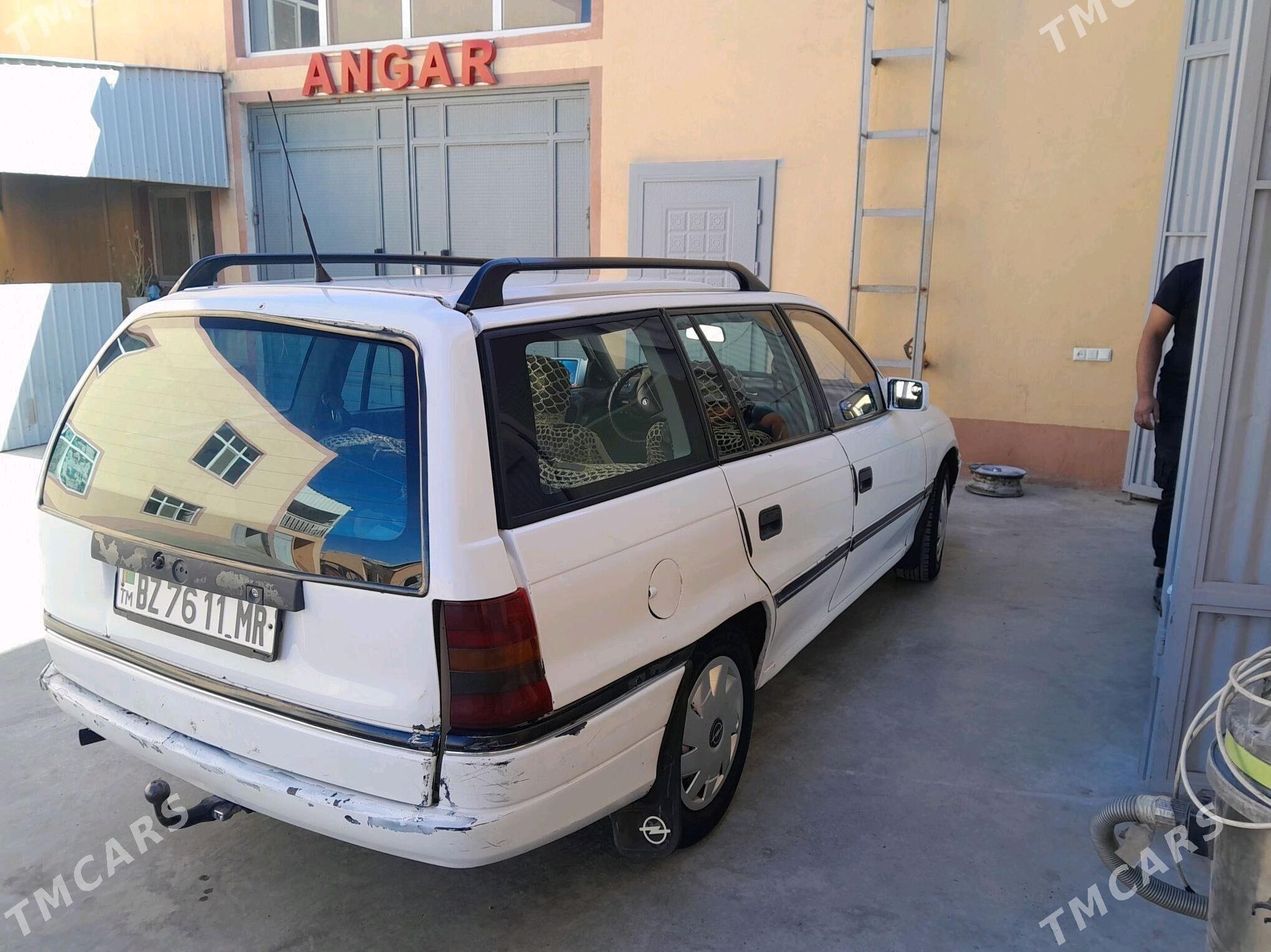 Opel Astra 1992 - 32 000 TMT - Mary - img 5