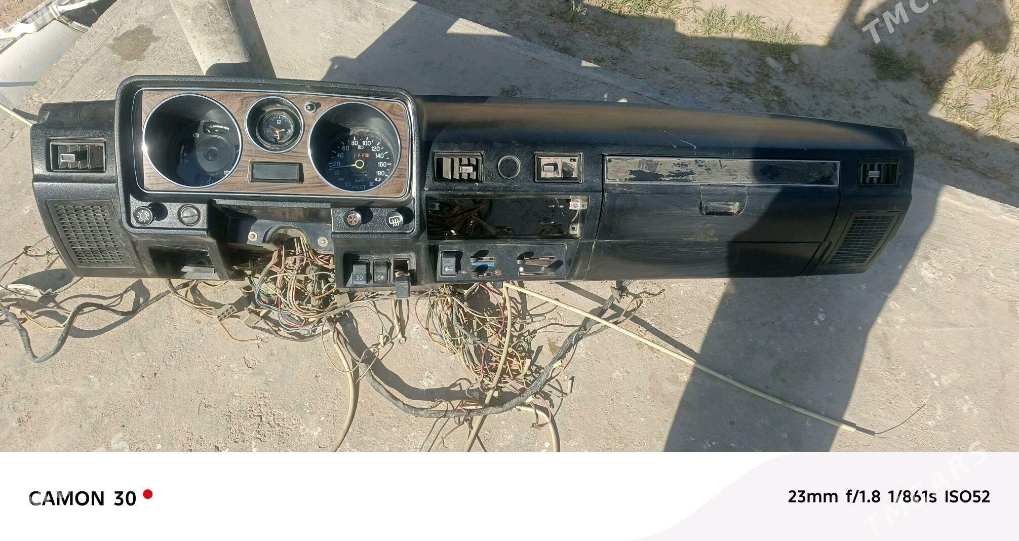 Gaz 21 1980 - 8 000 TMT - Tejen - img 3