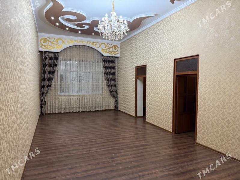 Продаю собственный дом третьей микрорайоне - Туркменабат - img 3