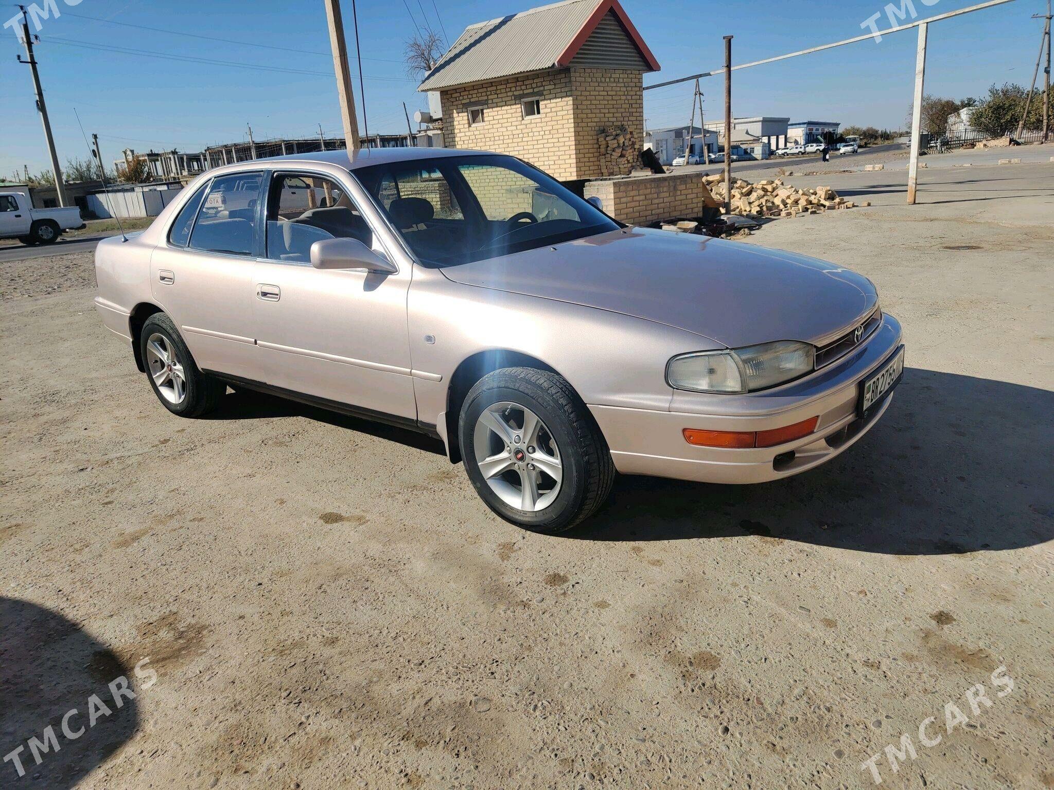 Toyota Camry 1993 - 88 000 TMT - Мары - img 3
