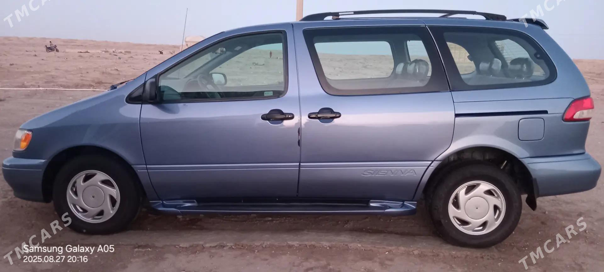 Toyota Sienna 2002 - 180 000 TMT - Esenguly - img 3