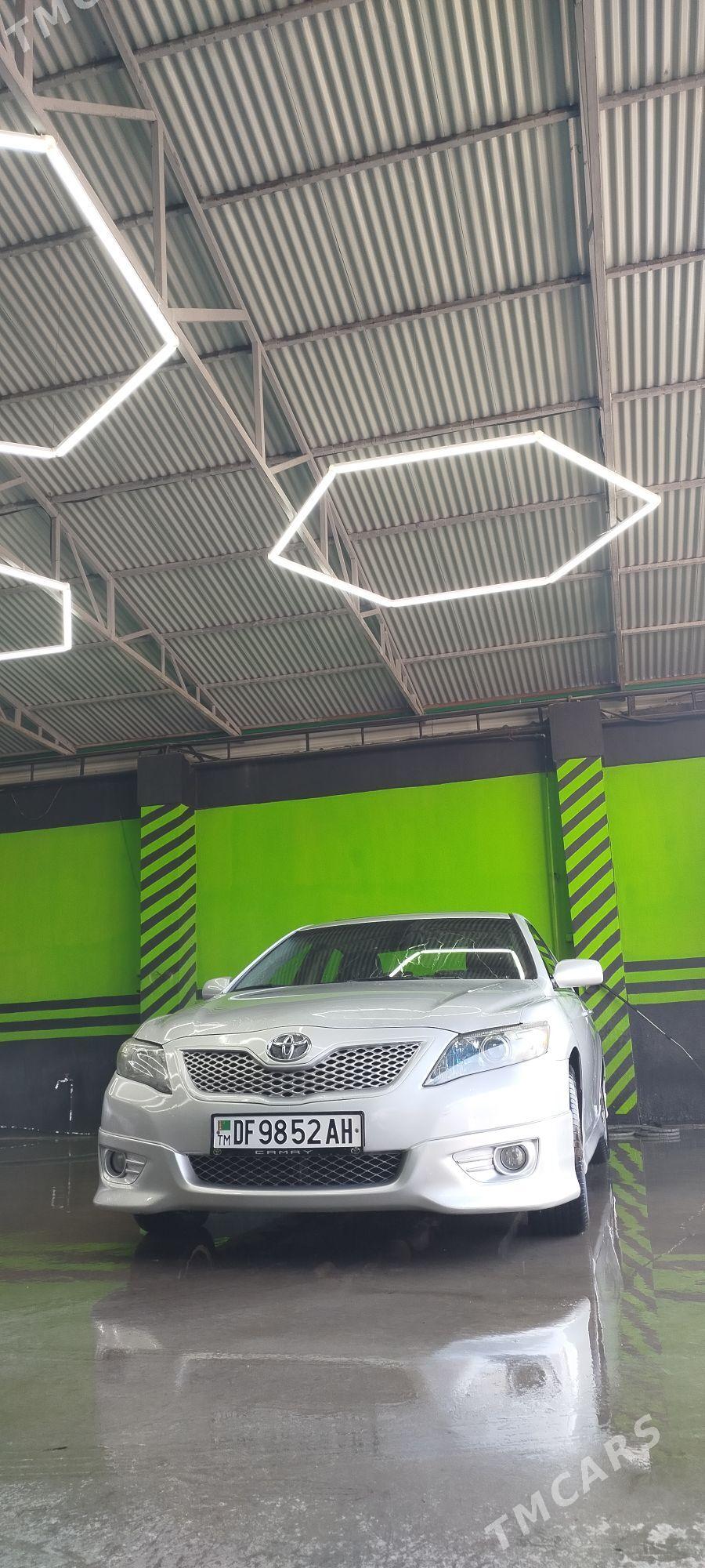 Toyota Camry 2010 - 280 000 TMT - Бахарден - img 3