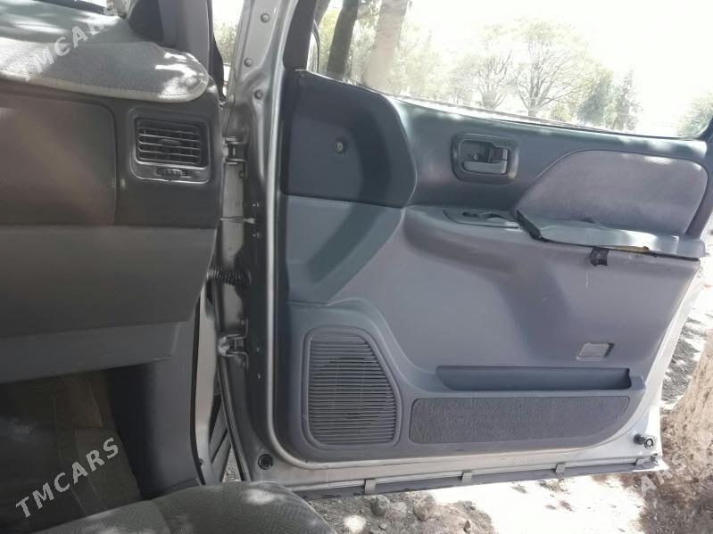 Toyota Sienna 2002 - 150 000 TMT - Bäherden - img 5