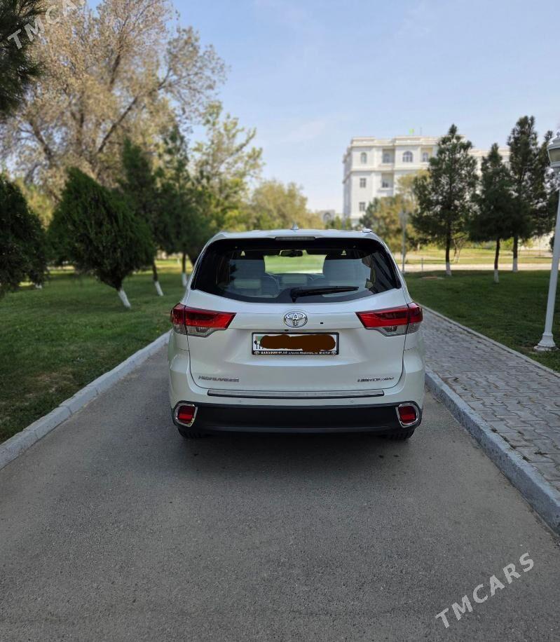 Toyota Highlander 2016 - 520 000 TMT - Гуртли - img 9