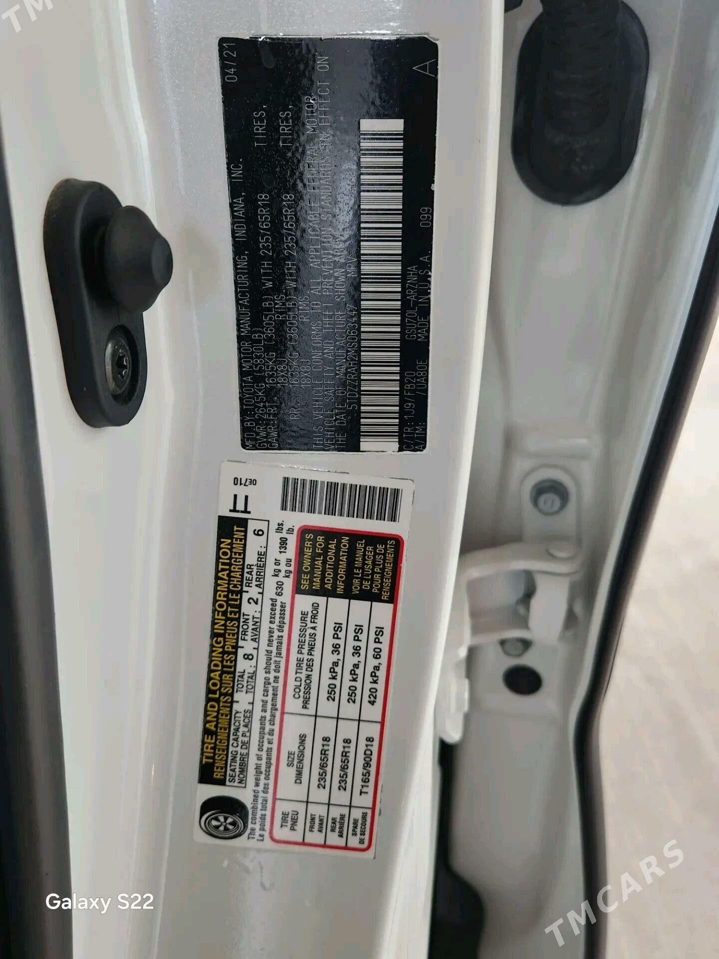 Toyota Highlander 2021 - 500 000 TMT - Tejen - img 4