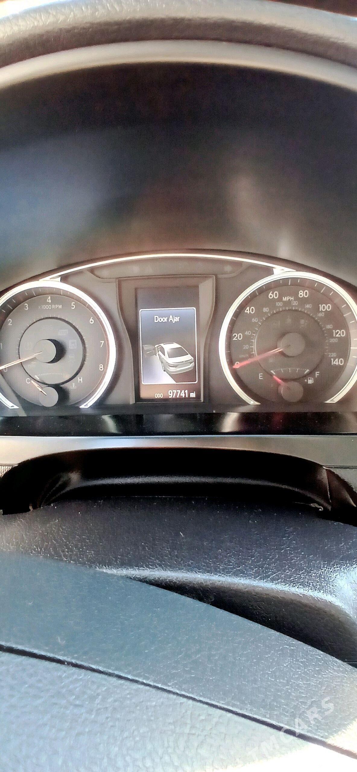 Toyota Camry 2017 - 315 000 TMT - Ашхабад - img 3