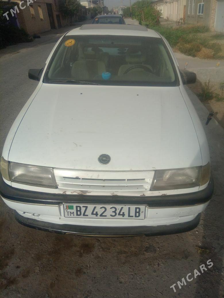 Opel Vectra 1989 - 17 000 TMT - Туркменабат - img 4