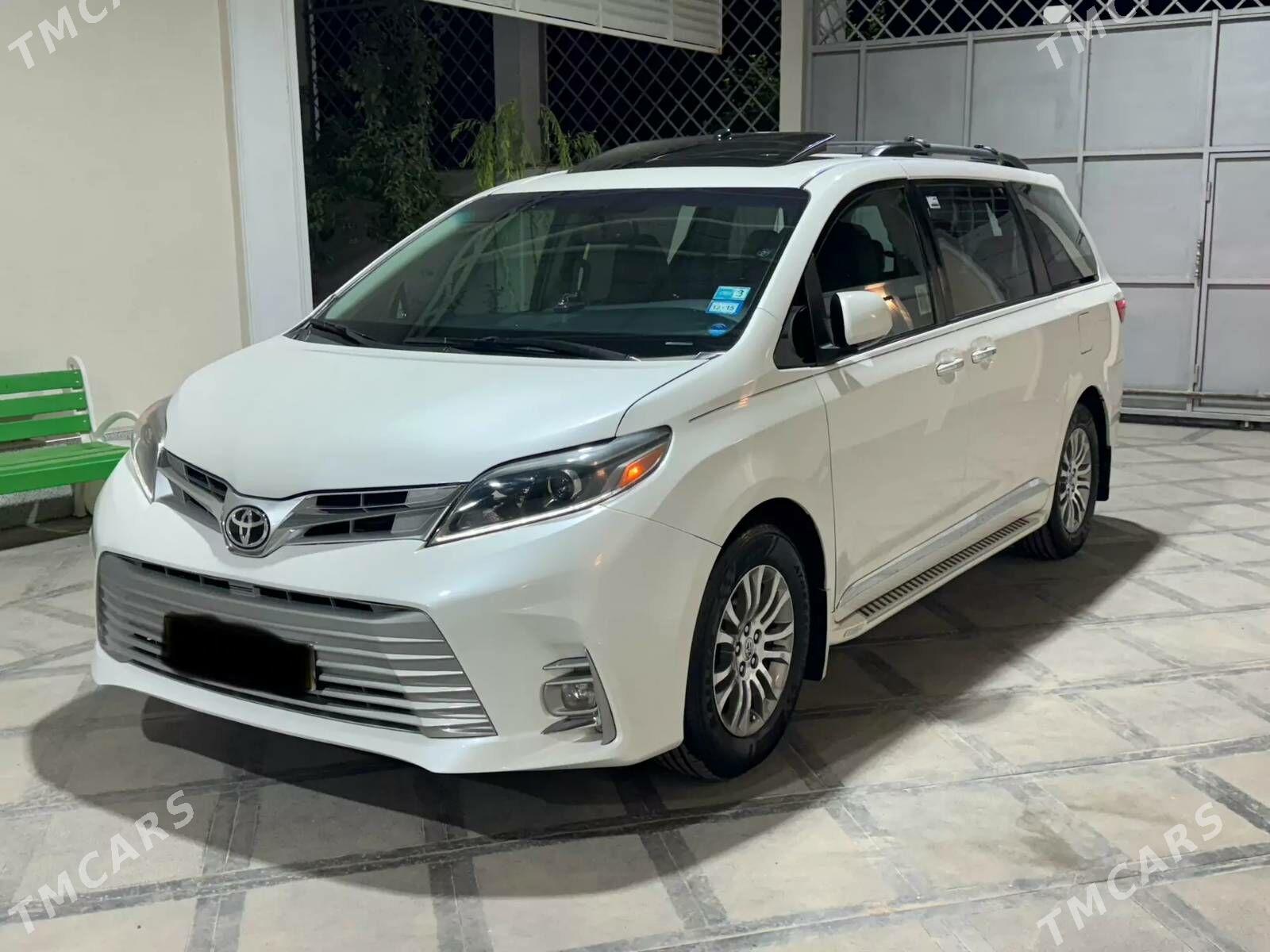 Toyota Sienna 2016 - 400 000 TMT - Балканабат - img 2