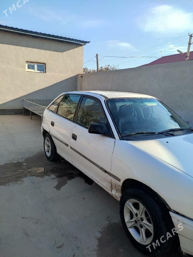 Opel Astra 1992 - 24 000 TMT - Кёнеургенч - img 2