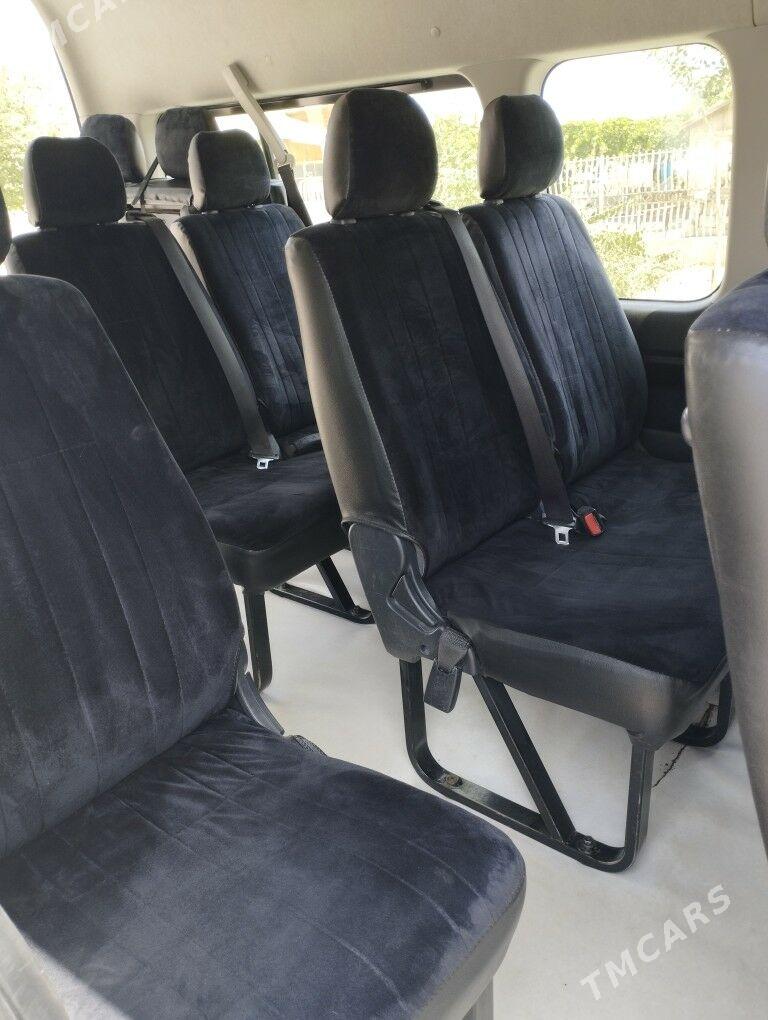 Toyota Hiace 2013 - 480 000 TMT - Балканабат - img 7