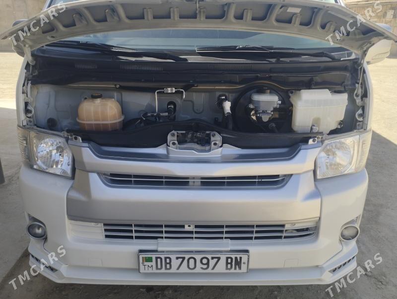 Toyota Hiace 2013 - 480 000 TMT - Балканабат - img 4