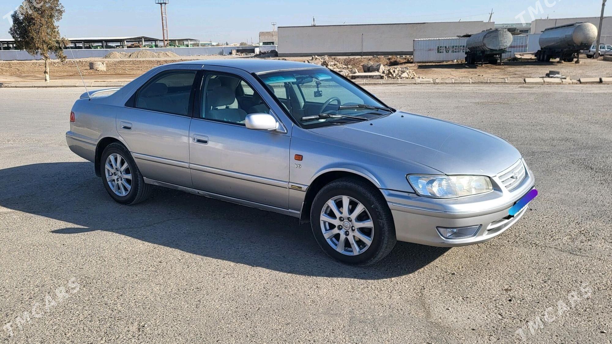 Toyota Camry 2001 - 151 000 TMT - Теджен - img 3