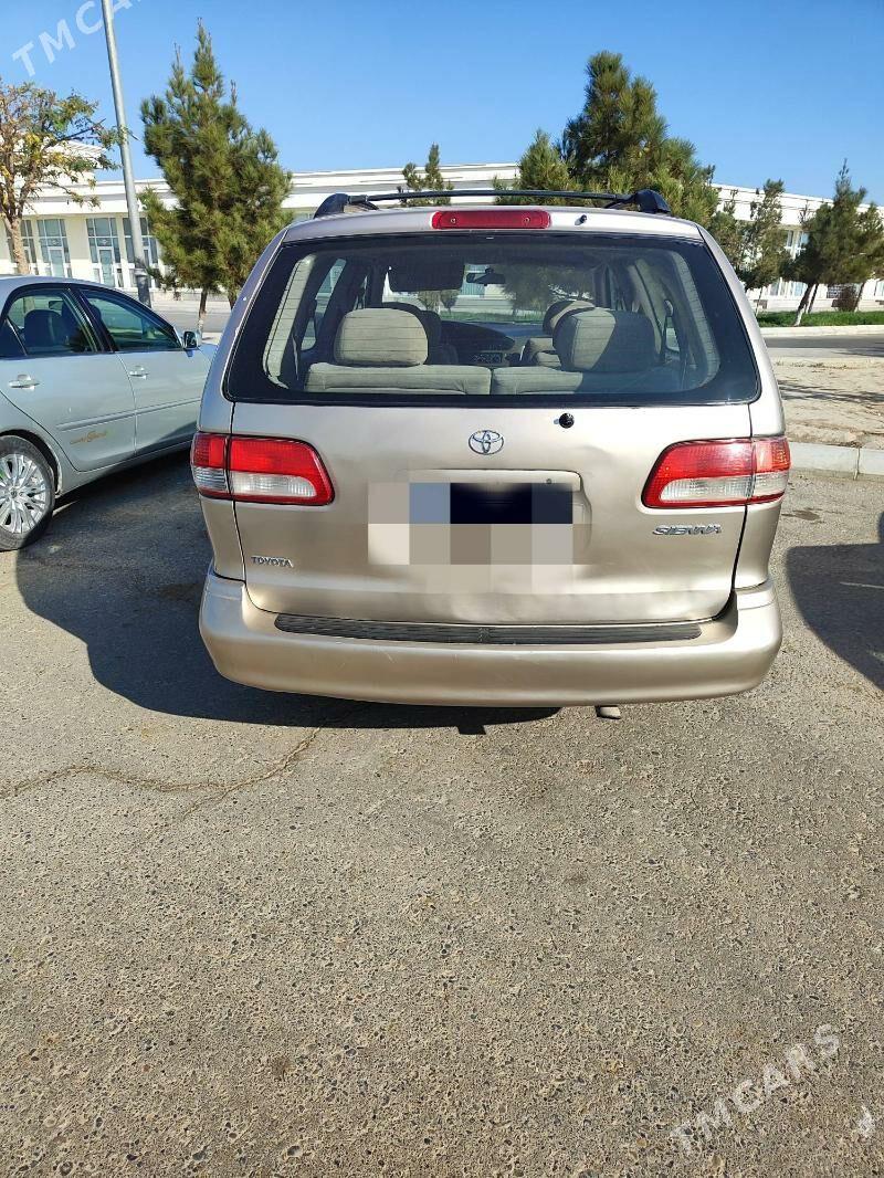 Toyota Sienna 2002 - 120 000 TMT - Туркменабат - img 4