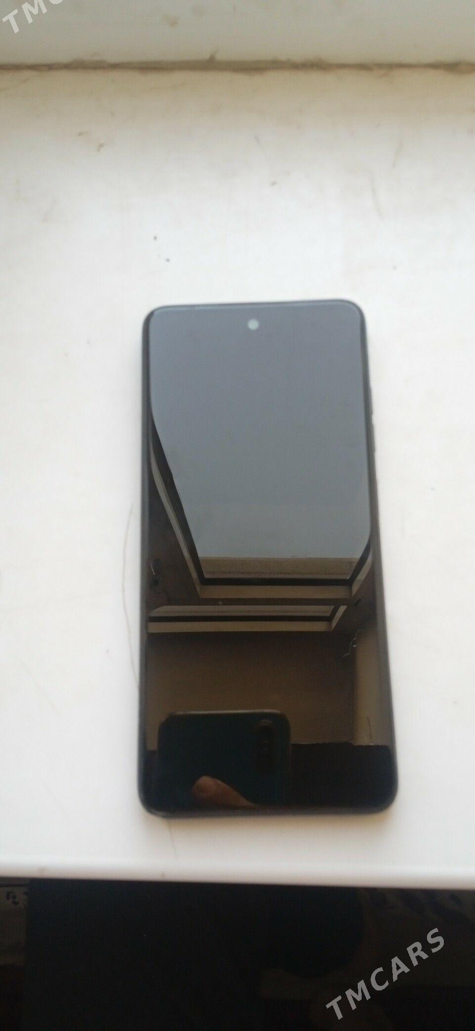 TECNO Spark 20C - Мары - img 2