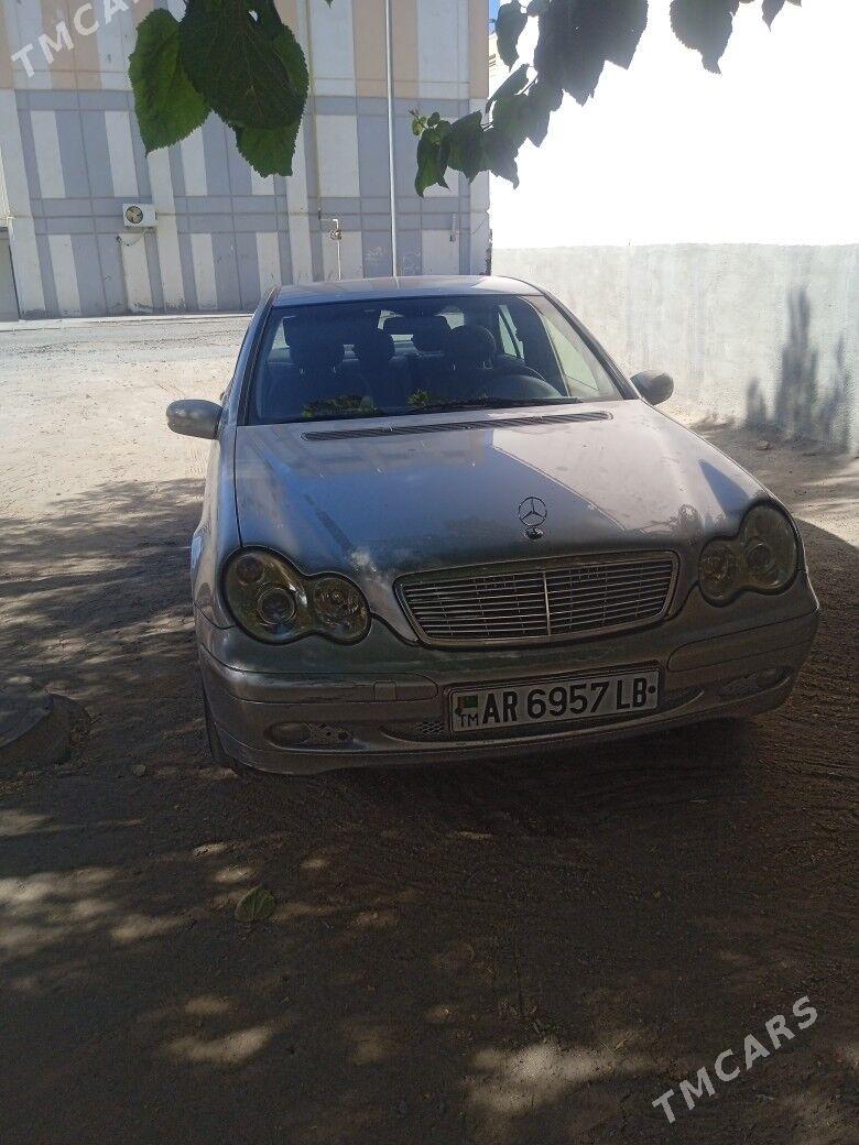 Mercedes-Benz C250 2002 - 80 000 TMT - Туркменабат - img 1