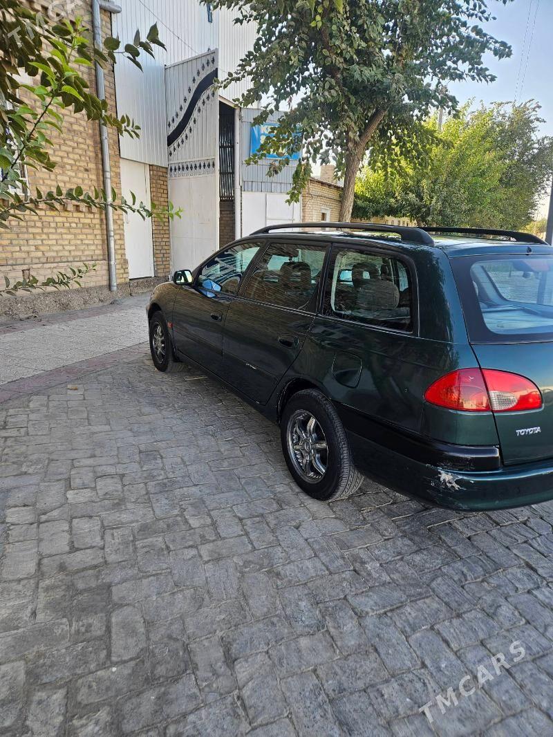 Toyota Avensis 1999 - 110 000 TMT - Байрамали - img 9