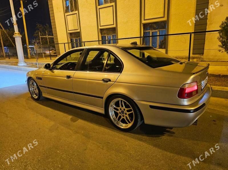 BMW M5 2000 - 132 000 TMT - Hitrowka - img 2
