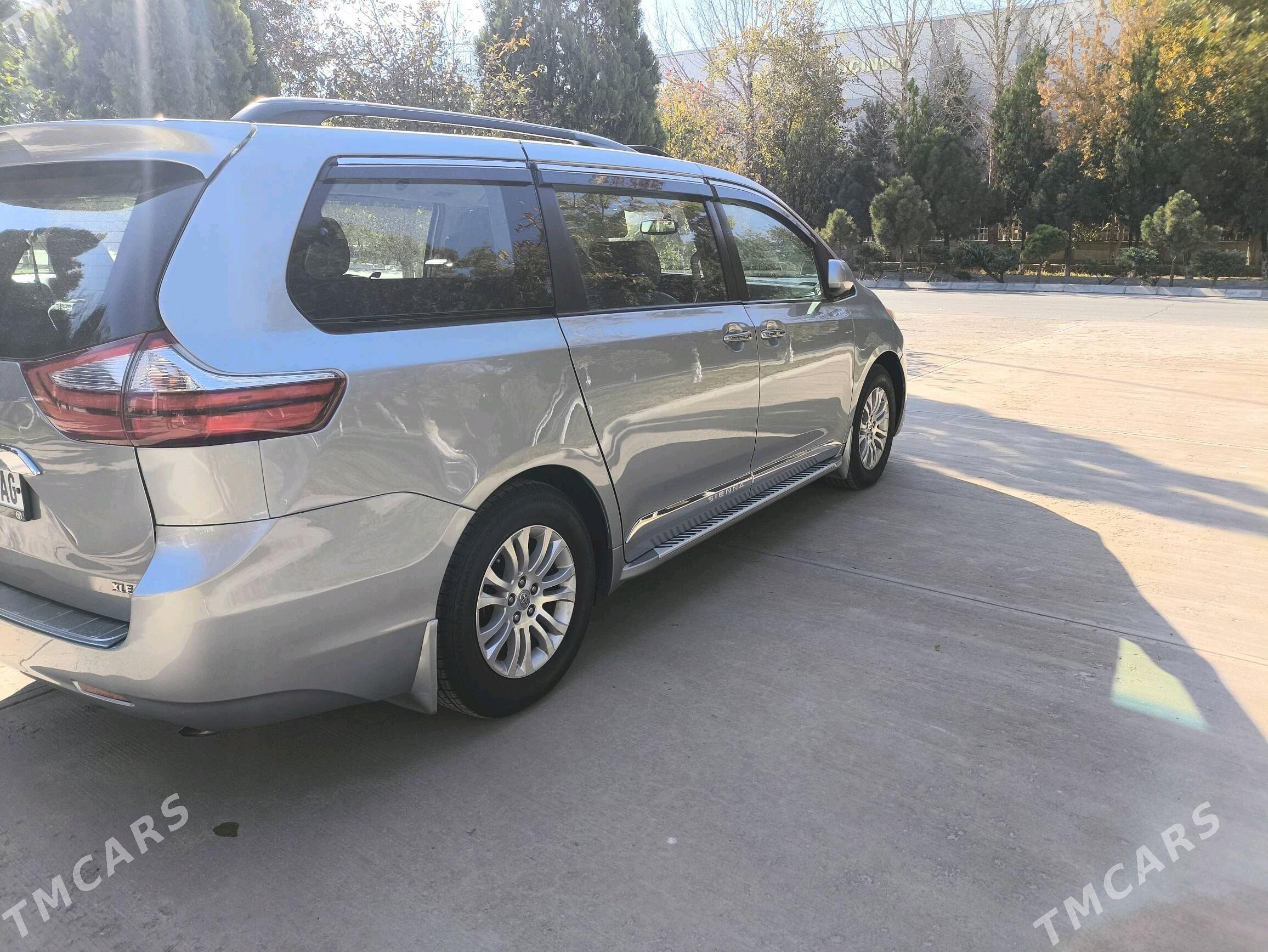 Toyota Sienna 2014 - 360 000 TMT - Бузмеин ГРЭС - img 3