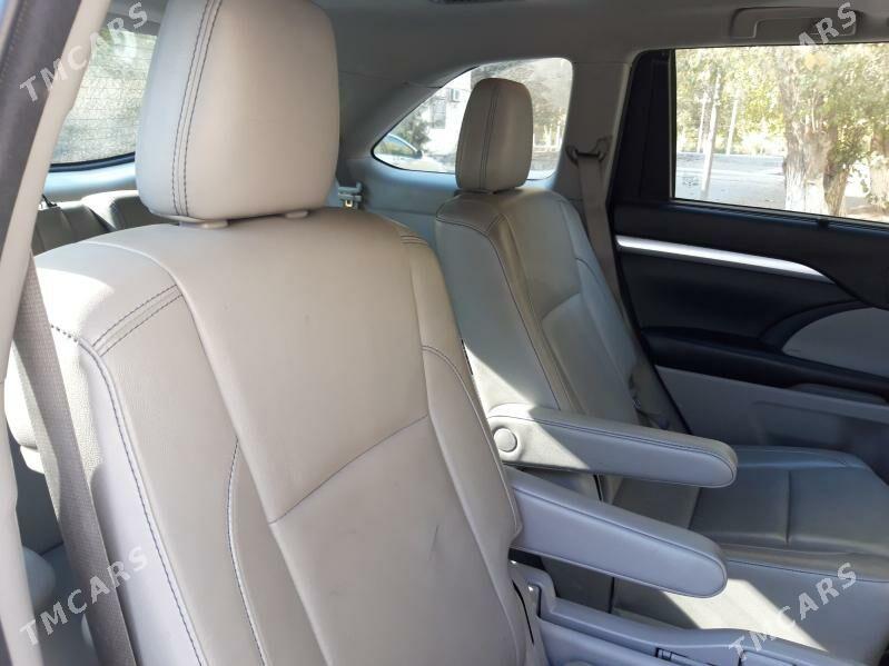 Toyota Highlander 2018 - 459 000 TMT - 30 мкр - img 6