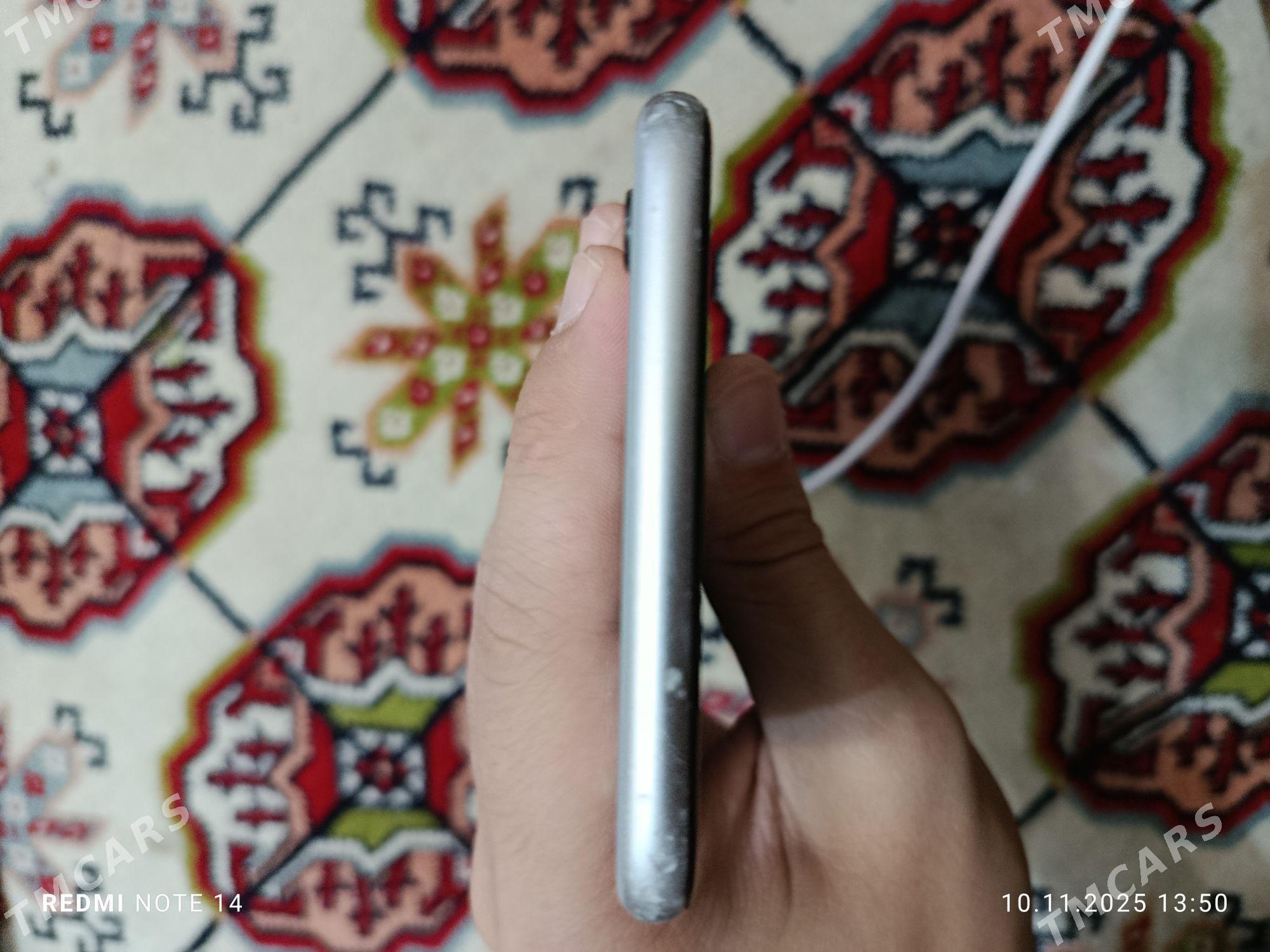 iphone 6s Plus+ - Büzmeýin GRES - img 5