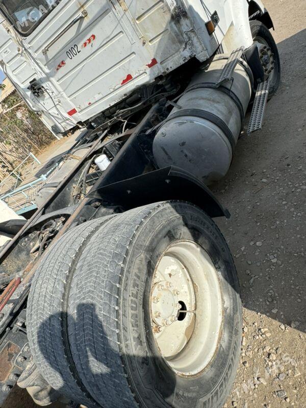 Volvo FH 500 1999 - 130 000 TMT - Балканабат - img 1