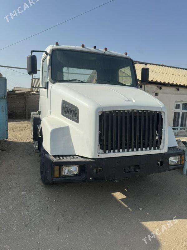 Volvo FH 500 1999 - 130 000 TMT - Балканабат - img 3