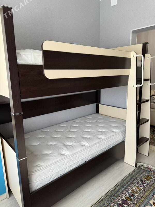 satlyk skaf we krovat - Änew - img 3