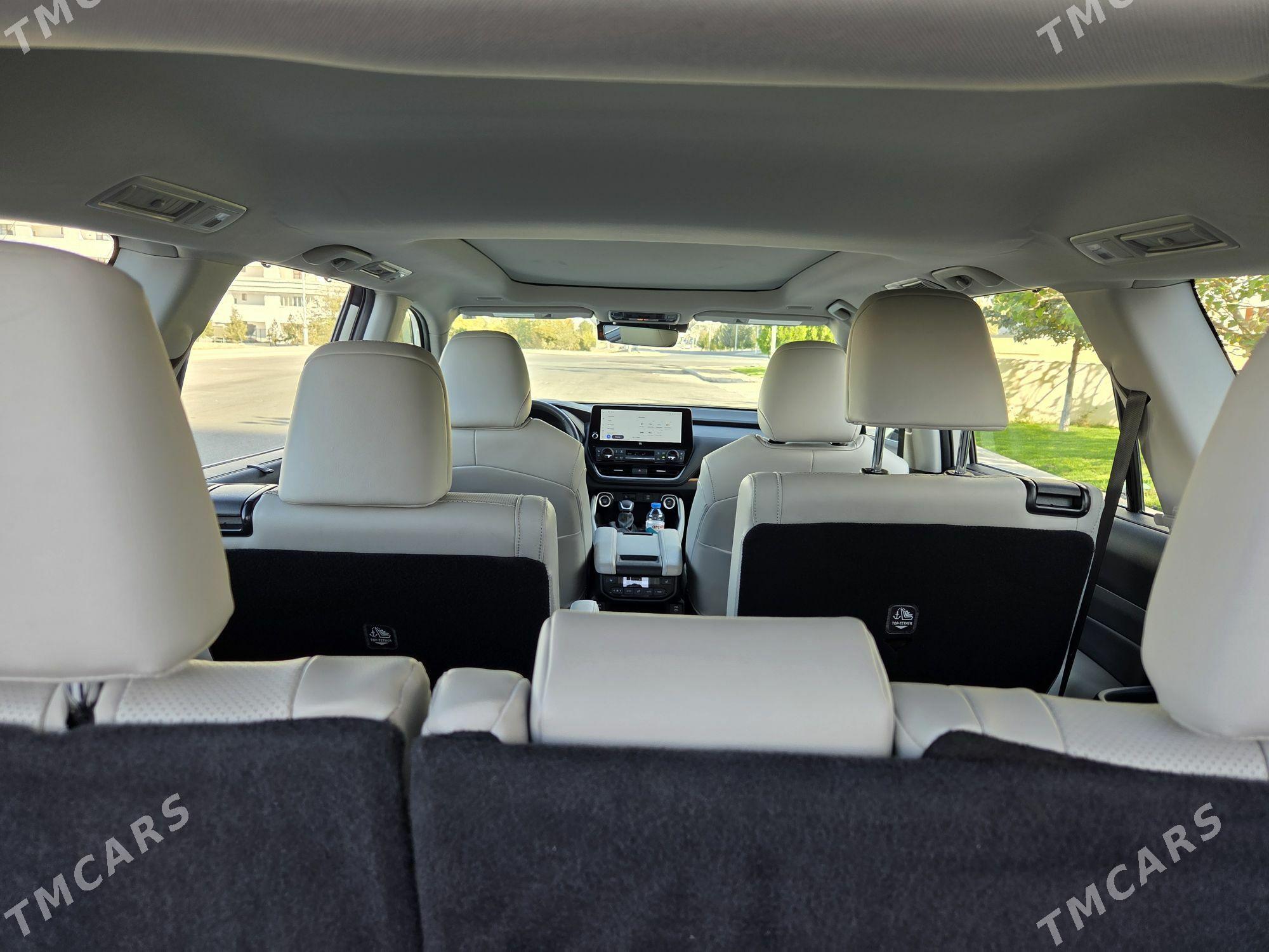 Toyota Grand Highlander 2024 - 840 000 TMT - Aýtakow (Oguzhan köç.) - img 8