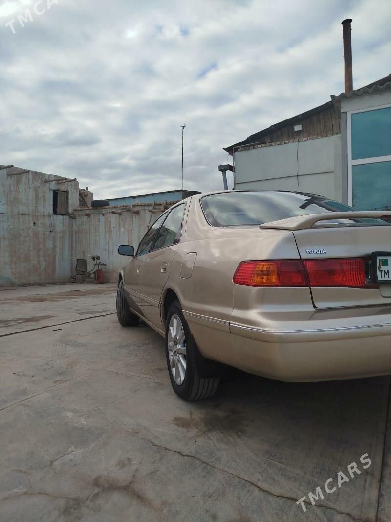 Toyota Camry 1999 - 142 000 TMT - Daşoguz - img 6