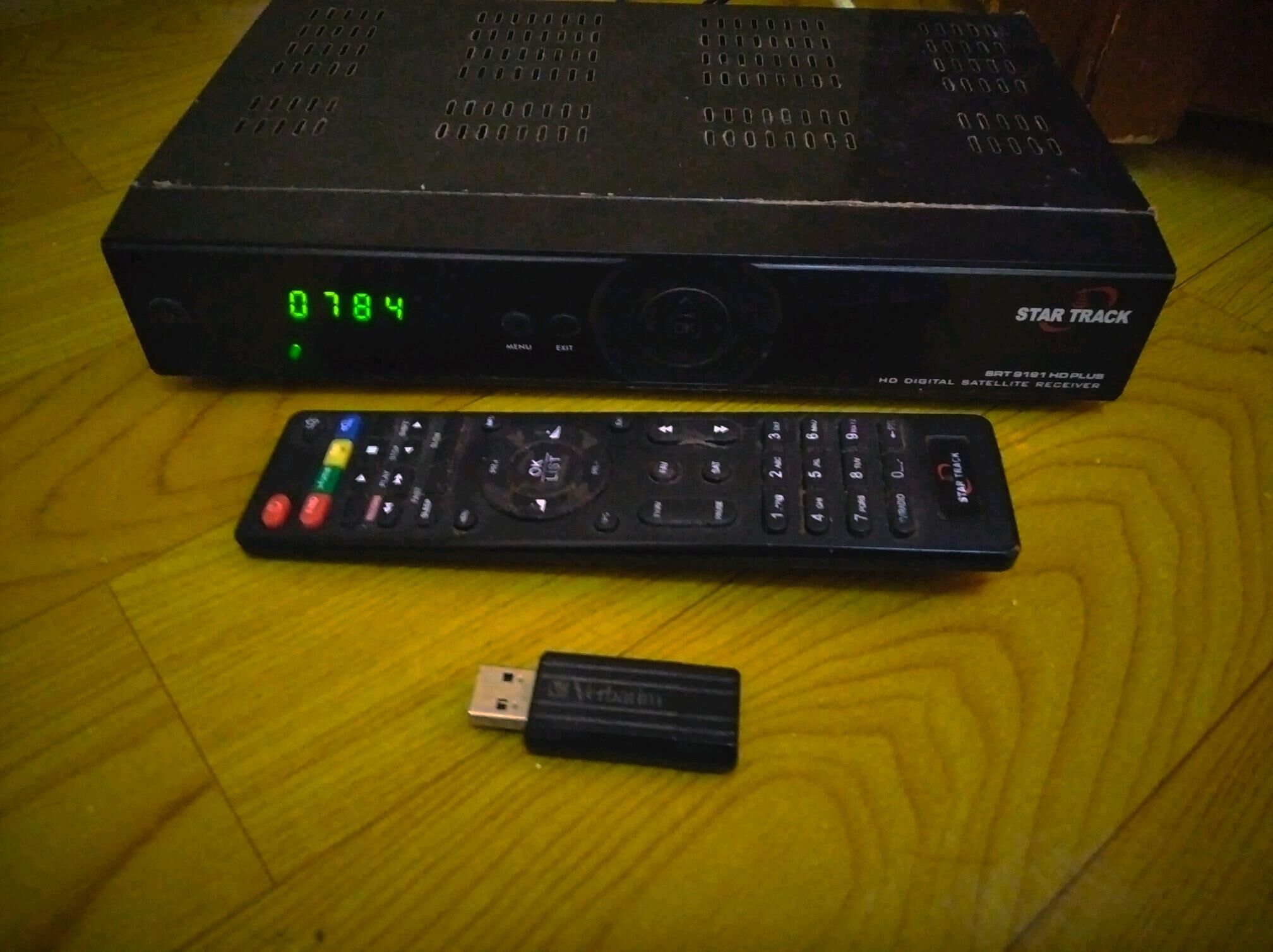 тюнер HD с пультом - 11 мкр - img 4