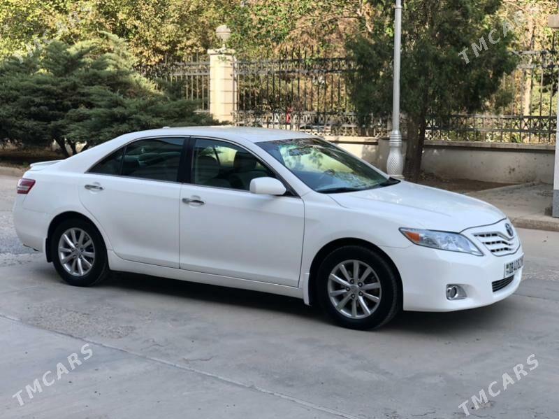Toyota Camry 2010 - 200 000 TMT - Мары - img 6